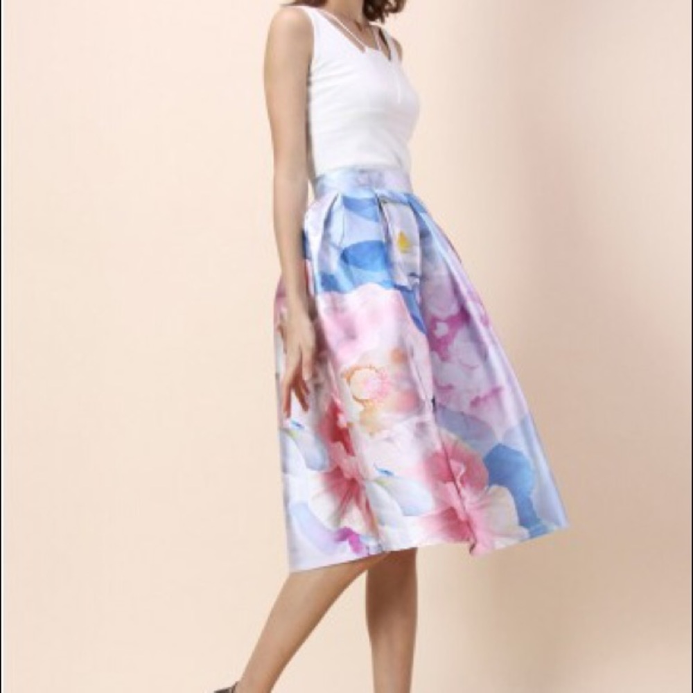 Watercolor midi skirt Chickwish Size Small